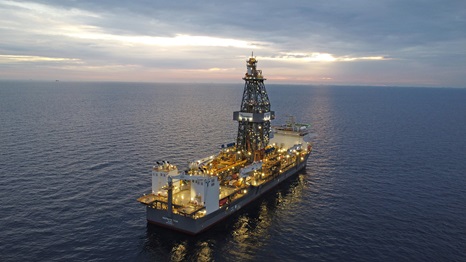 Deepwater Titan, the Transocean-owned offshore drillship